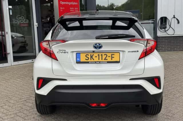 Toyota C hr (2018) thumbnail 29