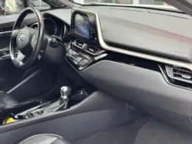 Toyota C hr (2018) thumbnail 4