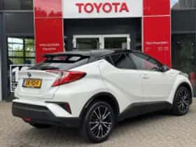 Toyota C hr (2018) thumbnail 5