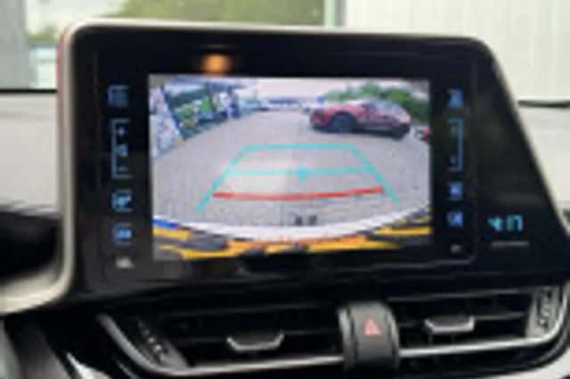 Toyota C hr (2018) thumbnail 47