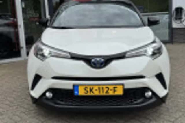 Toyota C hr (2018) thumbnail 54