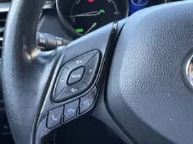 Toyota C hr (2018) thumbnail 11