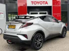 Toyota C hr (2018) thumbnail 23