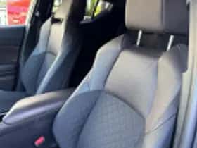 Toyota C hr (2018) thumbnail 30