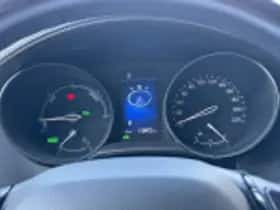 Toyota C hr (2018) thumbnail 31