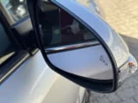 Toyota C hr (2018) thumbnail 41