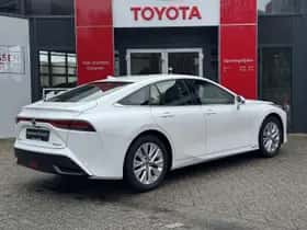 Toyota Mirai (2022) thumbnail 11