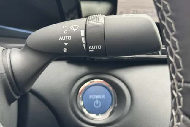 Toyota Mirai (2022) thumbnail 17