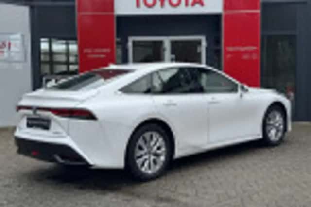 Toyota Mirai (2022) thumbnail 44