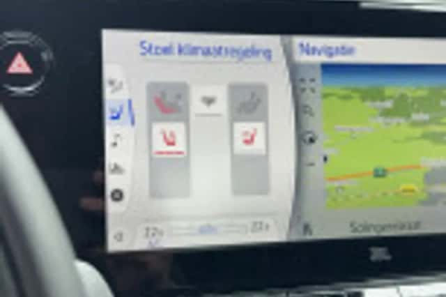 Toyota Mirai (2022) thumbnail 55