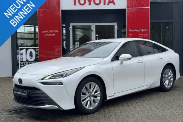 Toyota Mirai (2022) thumbnail 68