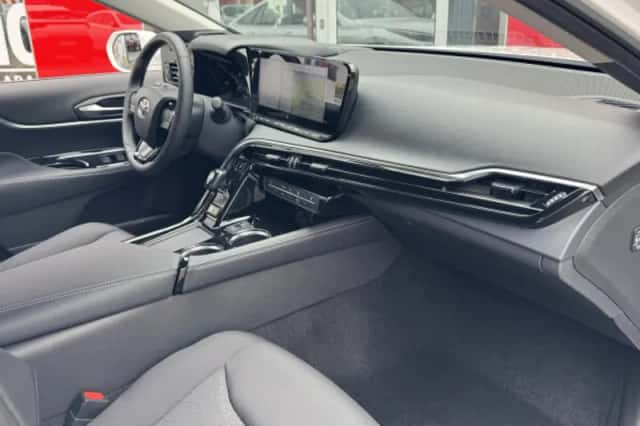 Toyota Mirai (2022) thumbnail 72