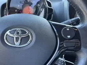 Toyota Aygo (2019) thumbnail 18
