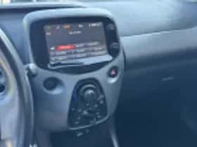 Toyota Aygo (2019) thumbnail 28