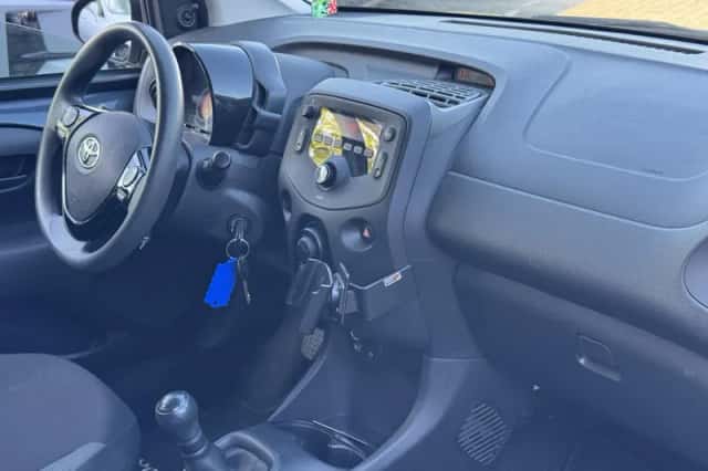 Toyota Aygo (2020) thumbnail 12