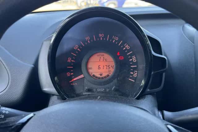 Toyota Aygo (2020) thumbnail 14