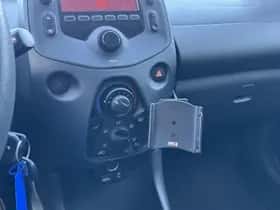 Toyota Aygo (2020) thumbnail 16