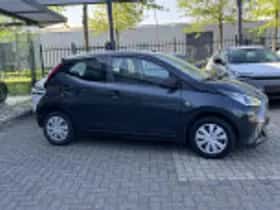 Toyota Aygo (2020) thumbnail 23