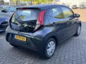 Toyota Aygo (2020) thumbnail 24