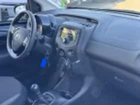 Toyota Aygo (2020) thumbnail 25