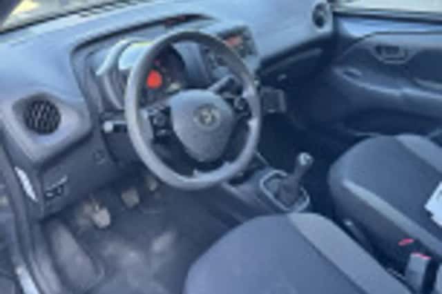 Toyota Aygo (2020) thumbnail 28