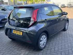 Toyota Aygo (2020) thumbnail 41
