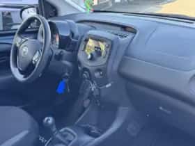 Toyota Aygo (2020) thumbnail 6