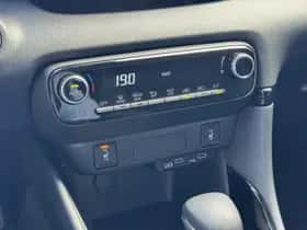 Toyota Yaris (2025) thumbnail 25