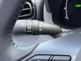 Toyota Yaris (2025) thumbnail 38
