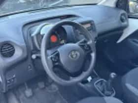 Toyota Aygo (2021) thumbnail 24