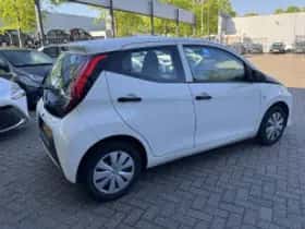 Toyota Aygo (2021) thumbnail 4