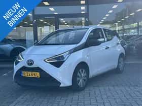 Toyota Aygo (2021) thumbnail 35