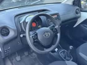 Toyota Aygo (2021) thumbnail 6