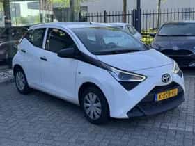 Toyota Aygo (2021) thumbnail 9