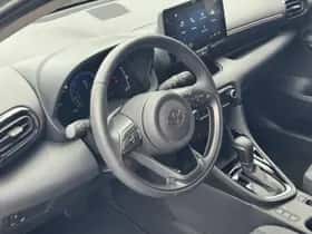 Toyota Yaris (2025) thumbnail 11