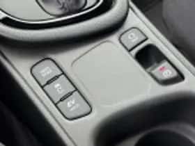 Toyota Yaris (2025) thumbnail 42