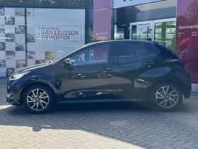Toyota Yaris (2025) thumbnail 2