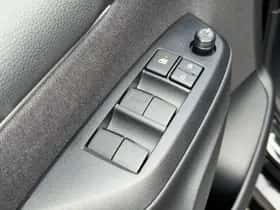 Toyota Yaris (2025) thumbnail 12