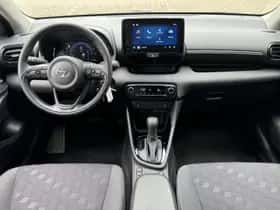 Toyota Yaris (2025) thumbnail 13