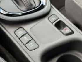 Toyota Yaris (2025) thumbnail 33