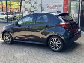 Toyota Yaris (2025) thumbnail 9