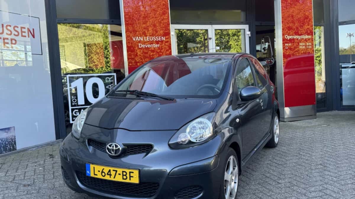 Toyota Aygo (2010) — foto 1