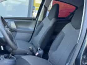 Toyota Aygo (2010) thumbnail 28