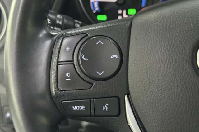 Toyota Auris (2018) thumbnail 17