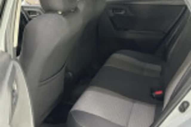 Toyota Auris (2018) thumbnail 29