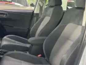 Toyota Auris (2018) thumbnail 31