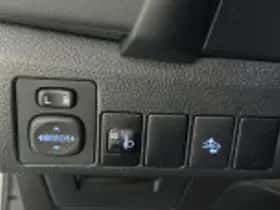 Toyota Auris (2018) thumbnail 38
