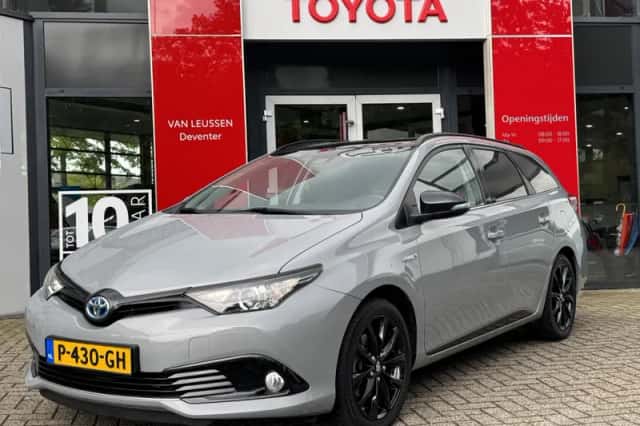 Toyota Auris (2018) thumbnail 7