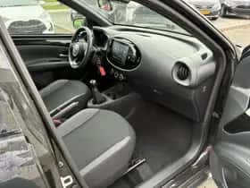Toyota Aygo X (2024) thumbnail 18