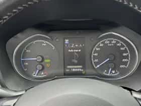 Toyota Yaris (2018) thumbnail 21
